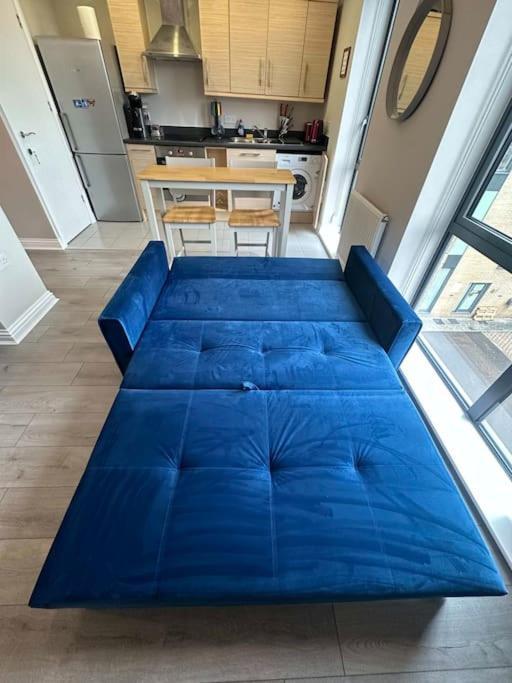 Cute Apartment Next To Colindale Station Эджвар Экстерьер фото